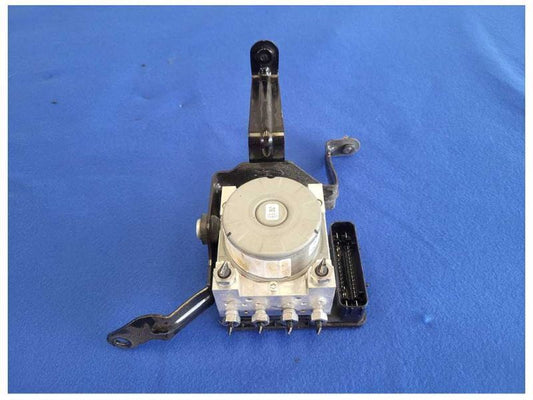2019-2020 Ford Mustang GT S550 ABS Module Anti-Lock Brake Pump 2574 - The Parts Farm