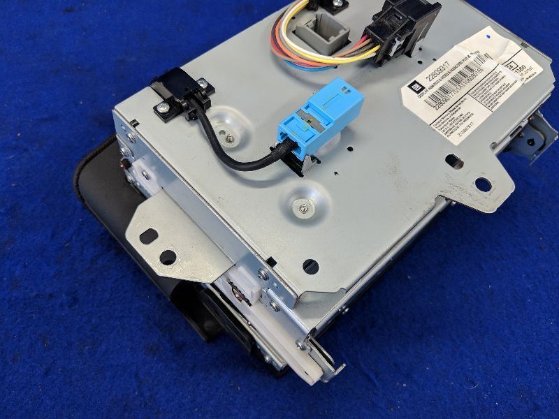 2008-2015 Cadillac SRX Dash Display Screen Information Screen 22809317 OEM - The Parts Farm