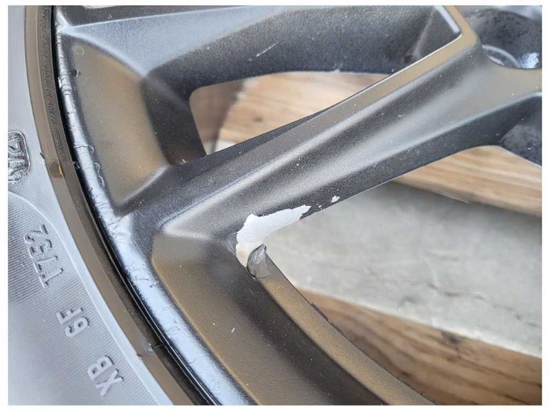 2016-2023 Chevrolet Camaro SS Rear Wheel 20x9.5 Black Wheel Spoke Scuffs 2492 - The Parts Farm