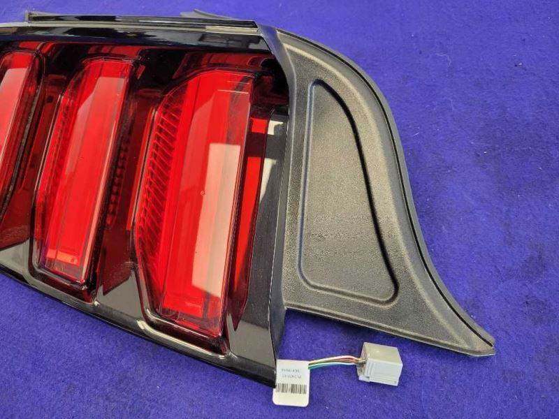 2015-2017 Ford Mustang GT S550 Driver Left LH Taillight Lamp Brake Lens OEM - The Parts Farm