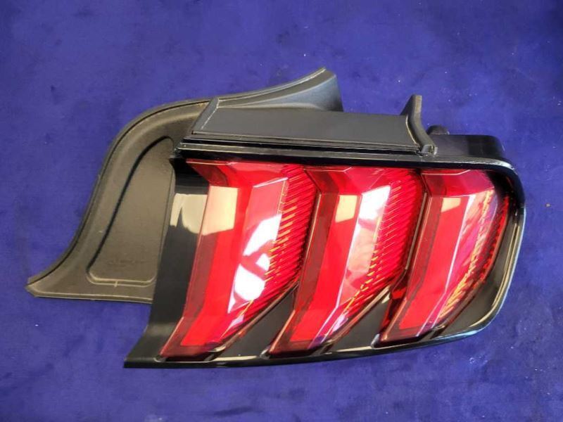 2018-2023 Ford Mustang GT S550 Passenger Rear Tail Light Lamp Brake 2391 - The Parts Farm