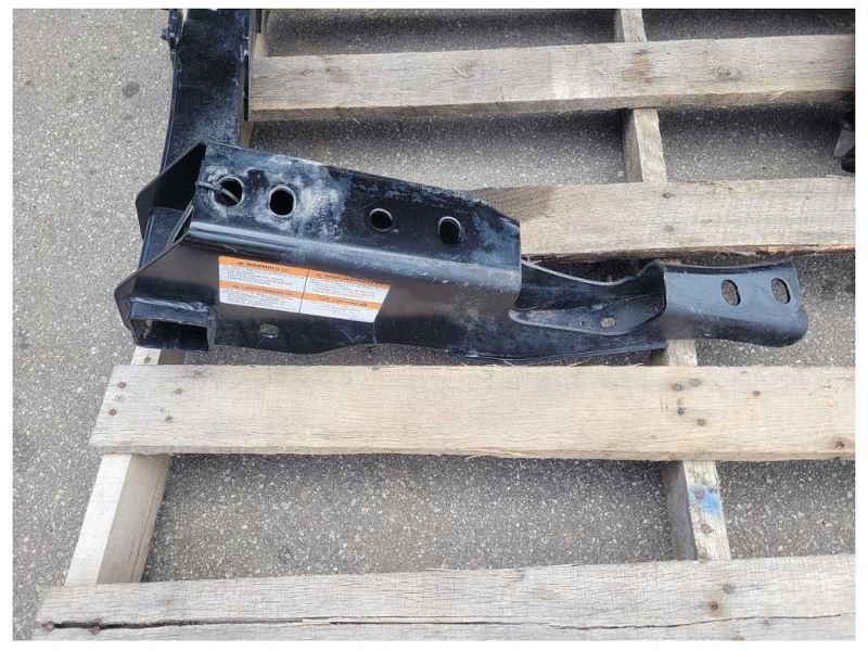 2022 Ford F250 Super Duty Pickup Truck Rear Trailer Hitch Bumper 2557 - The Parts Farm