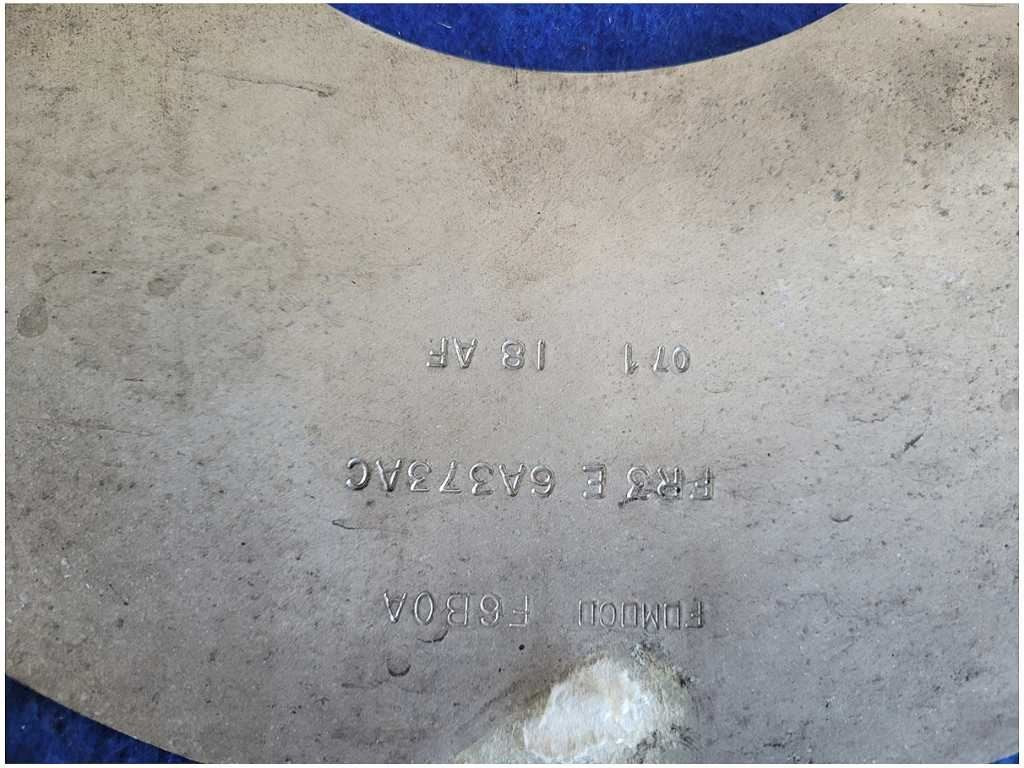 47643529