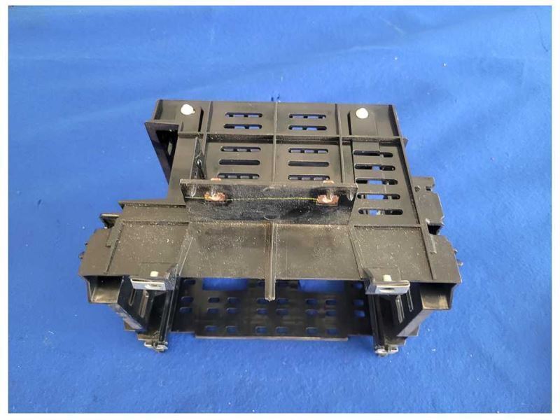 2008-2009 Pontiac G8 Sedan 6.0L V8 Bracket Support Hold Receiver Audio 2529 - The Parts Farm