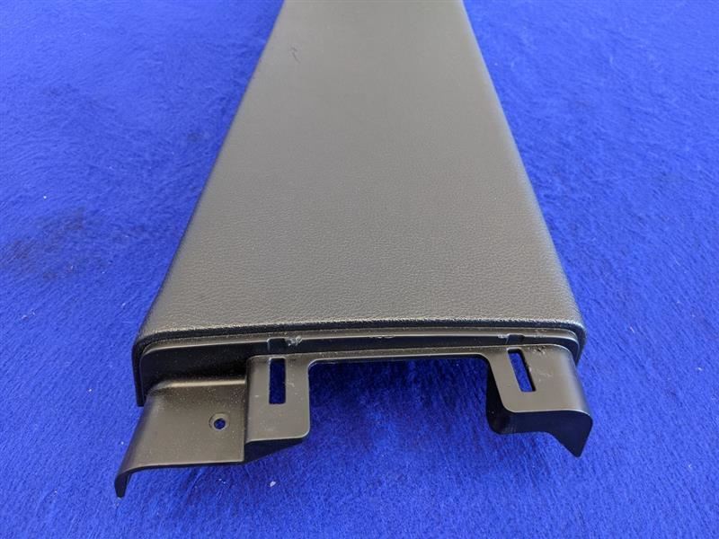 2012-2014 Jeep Grand Cherokee SRT-8 6.4L Passenger B Pillar Molding Trim OEM - The Parts Farm
