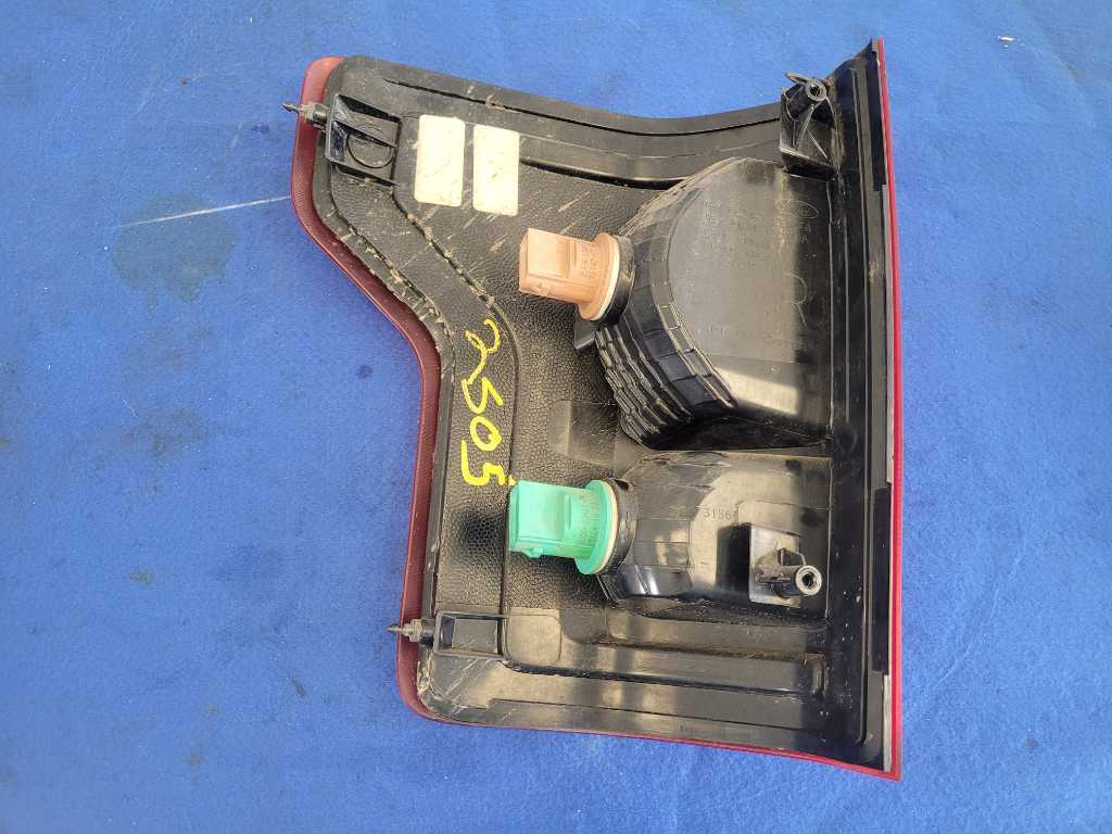 2015-2017 Ford F150 4x4 Pickup Truck Passenger Rear Taillight Brake Light 2505 - The Parts Farm