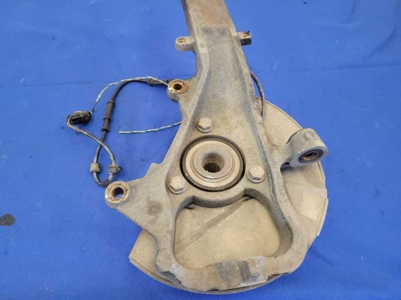 2003-2006 Chevrolet SSR Pickup Truck Passenger Front Spindle Knuckle 2432 - The Parts Farm