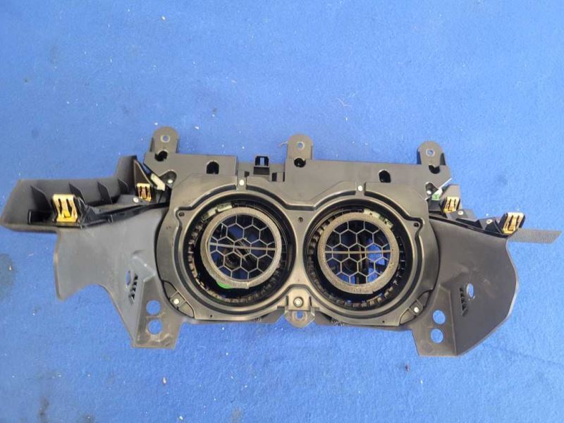 2018-2020 Chevrolet Camaro SS 6.2L Temperature Control Dual Zone CJ2 HVAC 2259 - The Parts Farm