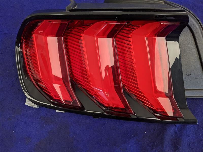 2018-2023 Ford Mustang GT S550 Driver Left Taillight Lamp Brake Lens Front - The Parts Farm
