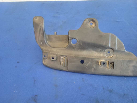 20132014 Ford Mustang GT Front Upper Bumper Mount Trim Support 2651
