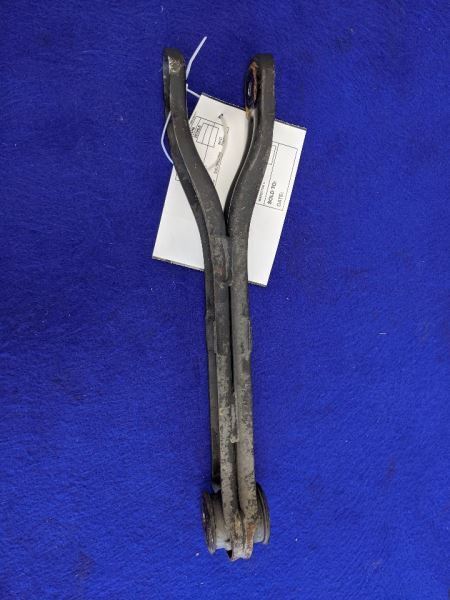 2010-2015 Chevrolet Camaro SS Lower Trailing Arm Control Suspension Rubber OEM - The Parts Farm