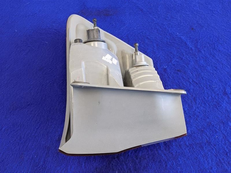 2011-2013 Jeep Grand Cherokee SRT-8 6.4L Driver Tail Light Brake Lamp OEM Factor - The Parts Farm