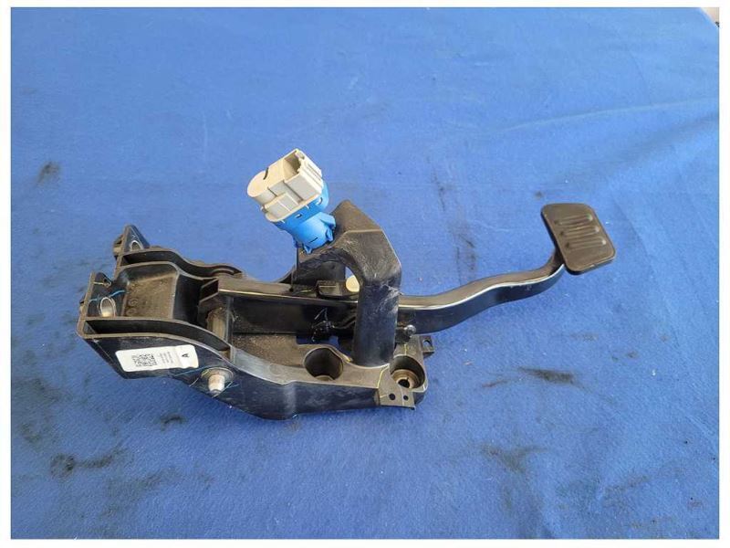 2015-2017 Ford Mustang GT S550 Brake Pedal Box Cage Automatic Transmission 2594 - The Parts Farm