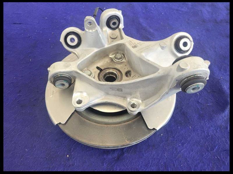 2017-2021 Tesla Model 3 Standard Plus Driver Left Rear Spindle Knuckle Hub - The Parts Farm