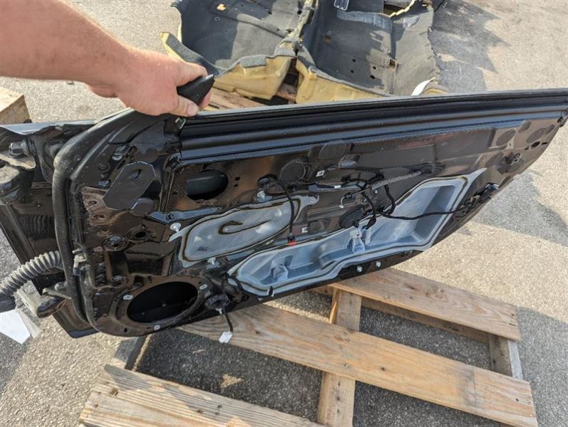 2015-2023 Ford Mustang GT S550 Passenger Door Coupe Front Shell Paint G1 2393 - The Parts Farm
