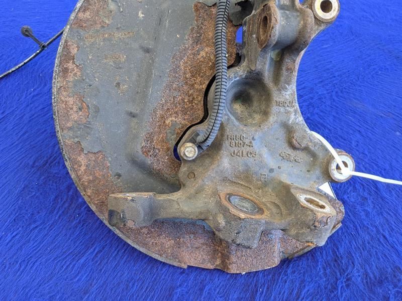 2015-2021 Ford Mustang GT EcoBoost Spindle Knuckle Front Passenger RH OEM - The Parts Farm