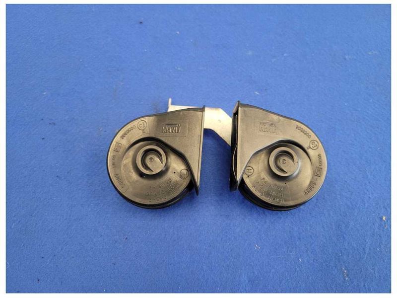 1999-2004 Ford Mustang GT 4.6L Coupe Front Dual Horn Emergency Noise 2556 - The Parts Farm