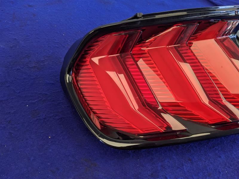 2018-2023 Ford Mustang GT S550 Driver Left LH Taillight Lamp Brake Lens OEM - The Parts Farm