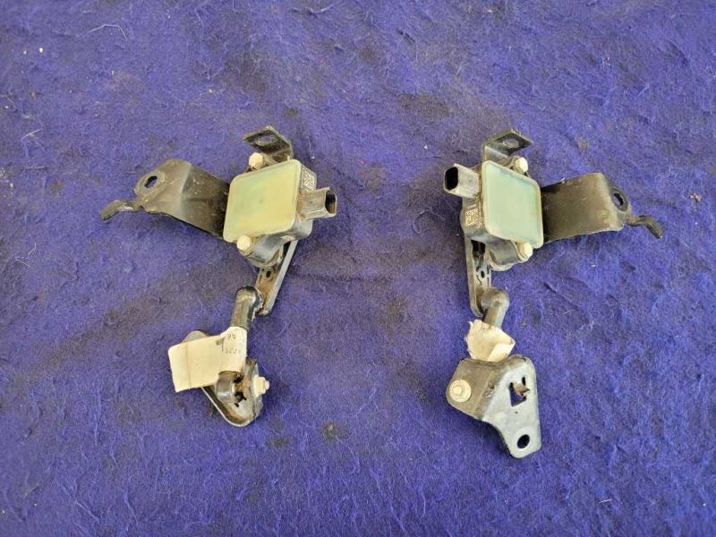 2020-2022 Ford Mustang Shelby GT500 Pair Rear Ride Height Sensors RH LH 2044 - The Parts Farm