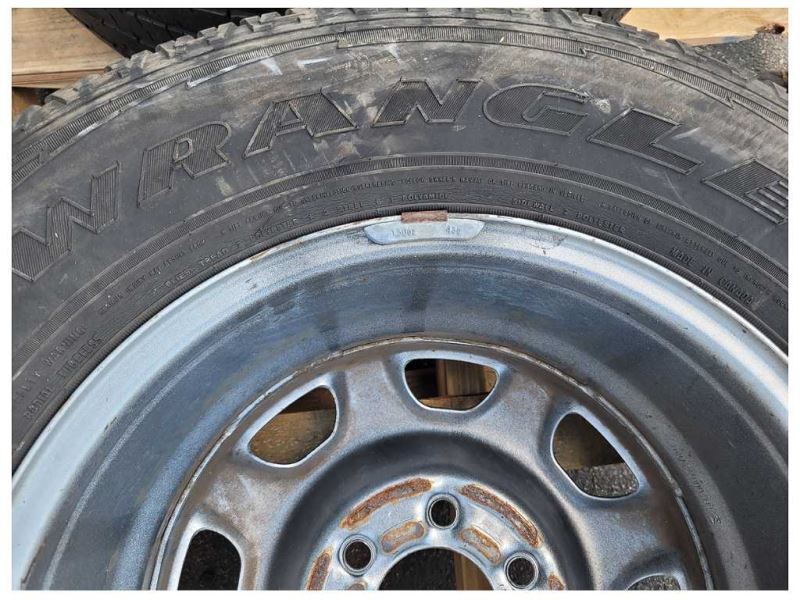 2015-2021 Ford F150 Pickup Truck Wheel 17x7.5 Painted Silver Tire 2251 - The Parts Farm