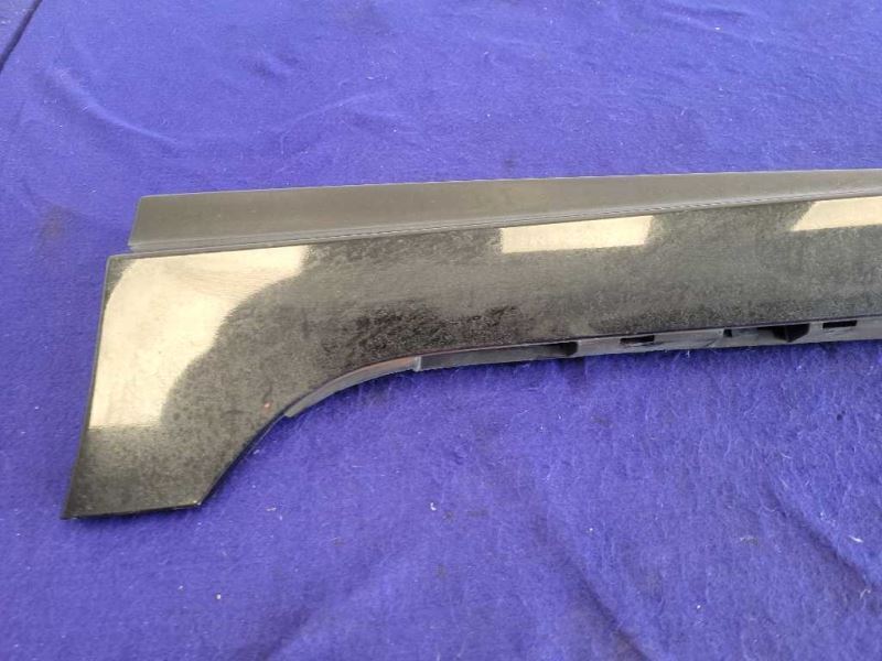 2014-2017 Chevrolet SS 6.2L Sedan Driver Left Lower Rocker Panel Molding Black - The Parts Farm