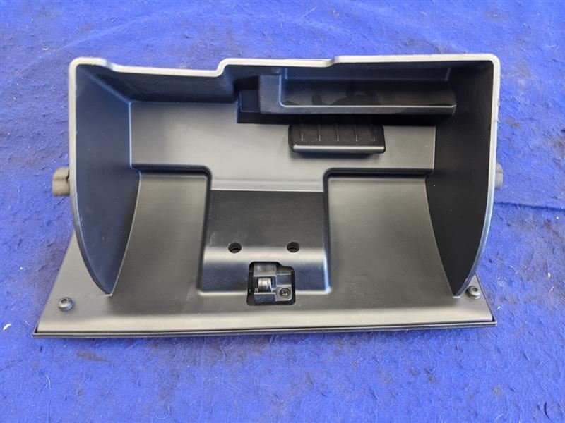 2011-2014 Ford Mustang GT 5.0L Glove Box Passenger Dashboard Panel Latch OEM - The Parts Farm