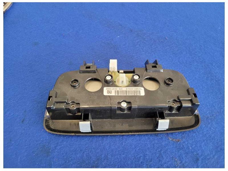 2008-2009 Pontiac G8 Sedan 6.0L V8 Top Dome Light Map Roof Console 2529 - The Parts Farm