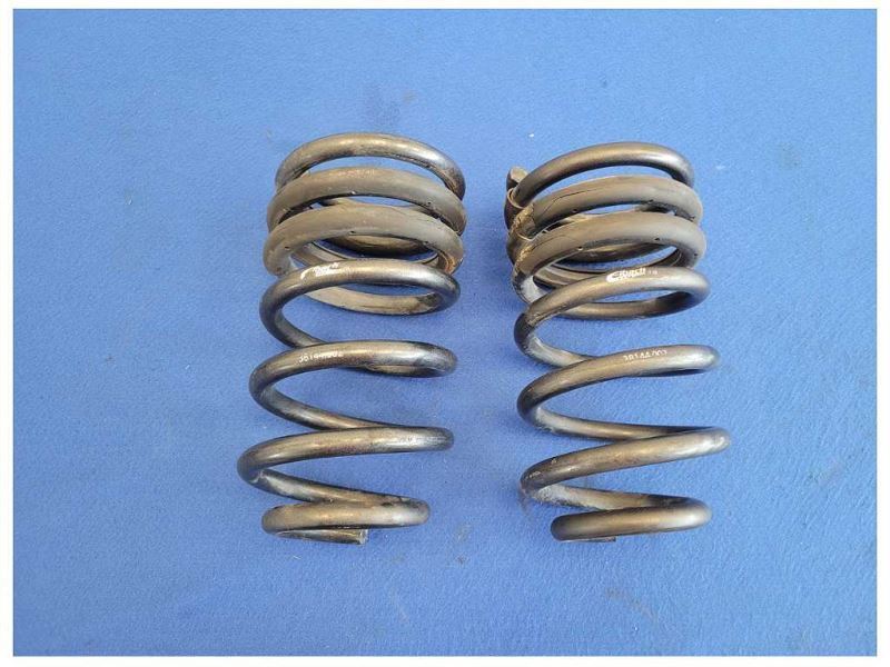 2010-2015 Chevrolet Camaro SS Convertible Rear Pair Eibach Lowering Springs 2582 - The Parts Farm