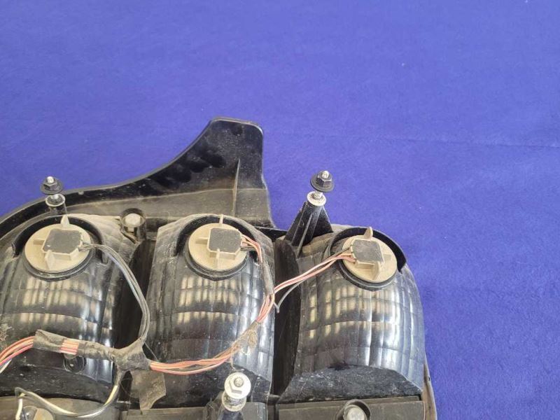 2005-2009 Ford Mustang GT GT500 Driver Left Taillight Rear Lamp Brake 2410 - The Parts Farm