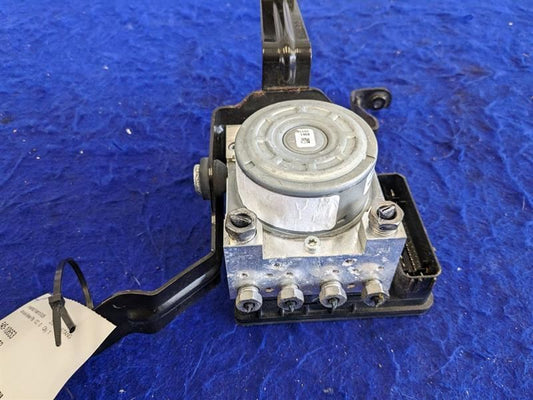 2019-2020 Ford Mustang GT S550 ABS Module Anti-Lock Brake Pump 2252 - The Parts Farm
