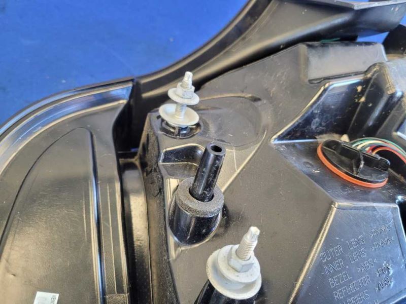 2015-2017 Ford Mustang GT S550 Driver Left LH Taillight Lamp Brake 2235 - The Parts Farm