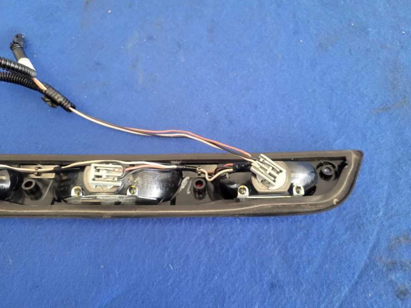 2015-2017 Ford F150 4x4 Pickup Truck Rear Third Brake Light Upper Cab 2505 - The Parts Farm