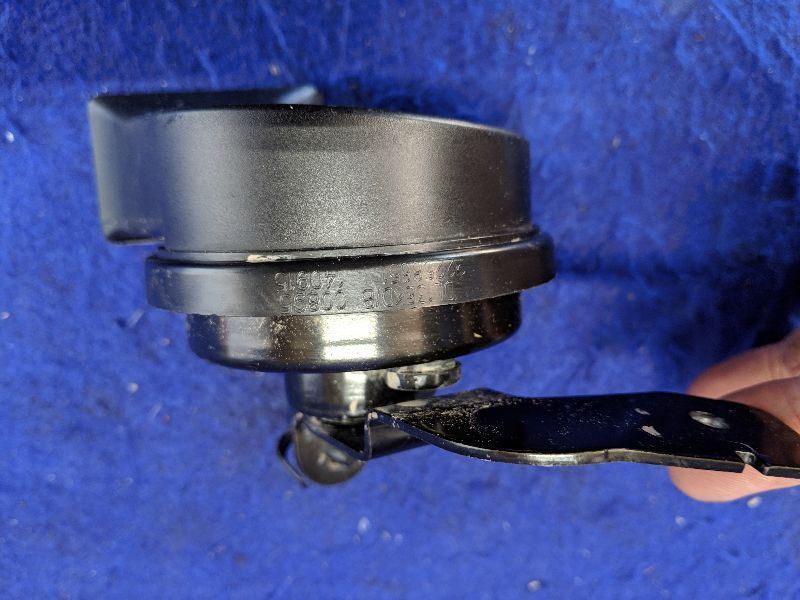 2014-2017 Chevrolet Caprice SS  Sedan Horn Beep Emergency Sound Siren Help - The Parts Farm