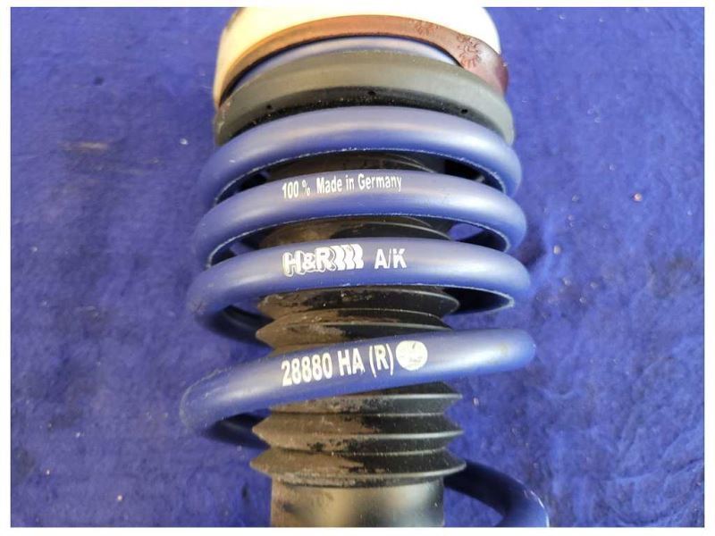 2017 Porsche 911 Turbo 991 Passenger Rear Shock Spring Suspension 2421 - The Parts Farm