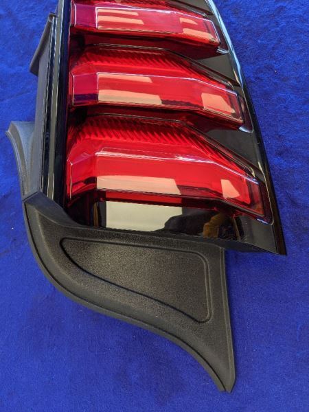 2018-2023 Ford Mustang GT S550 Passenger Right Tail Light Lamp Brake Lens OEM - The Parts Farm