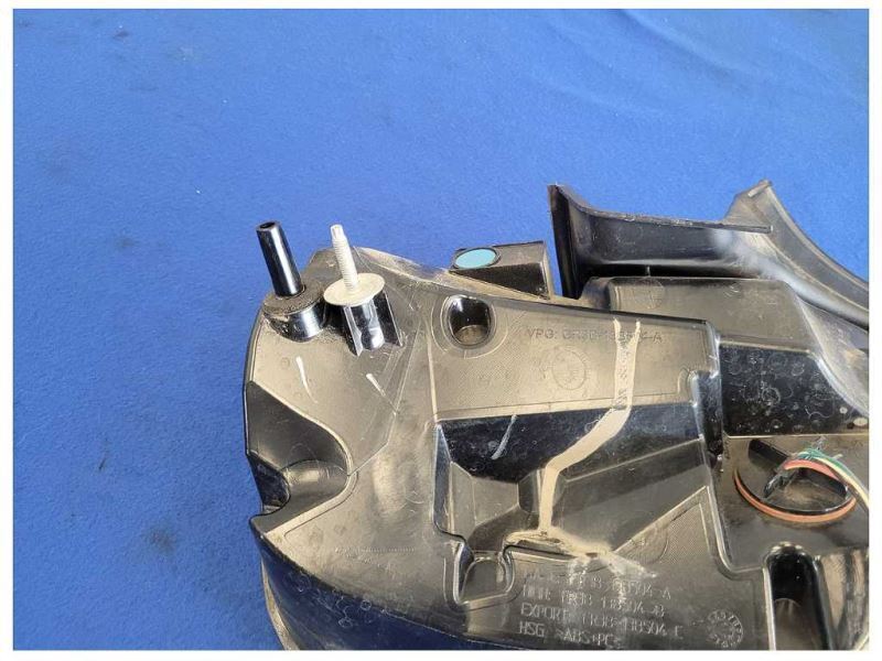 2015-2017 Ford Mustang GT S550 Passenger Right RH Taillight Lamp Brake Lens 2564 - The Parts Farm