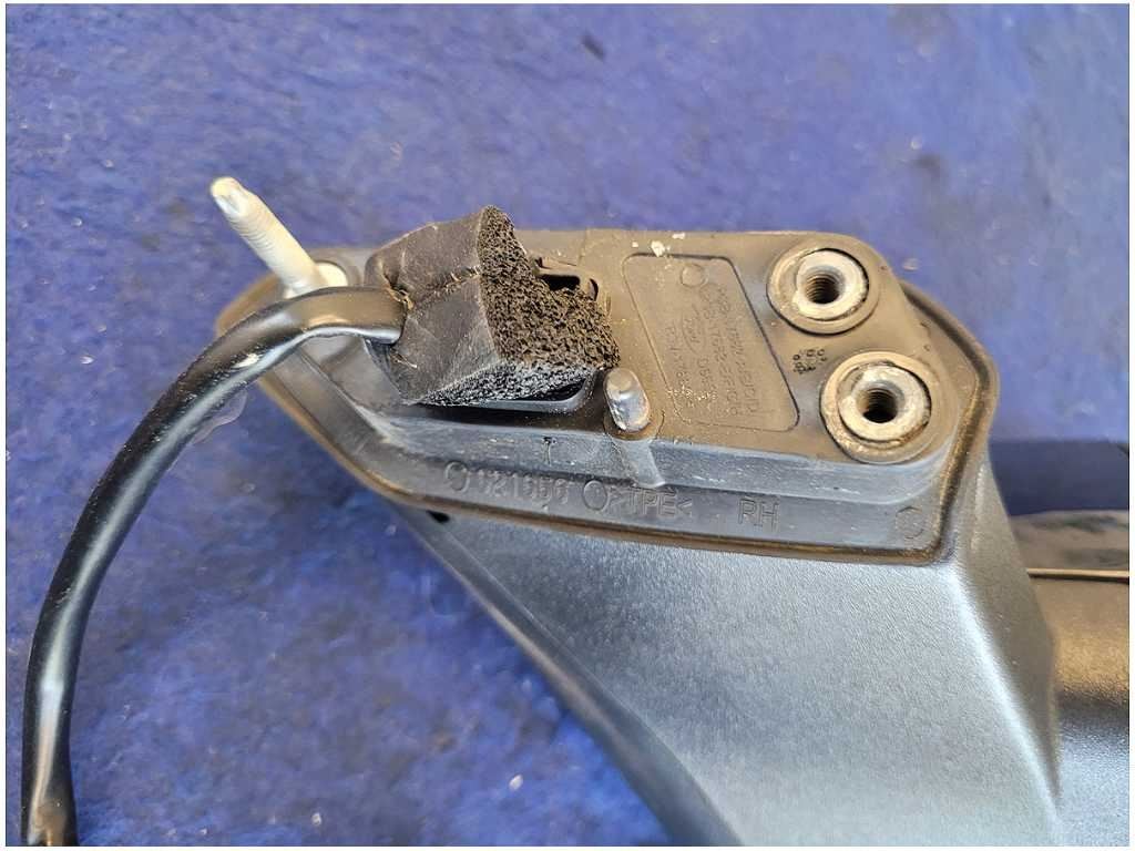 47647092