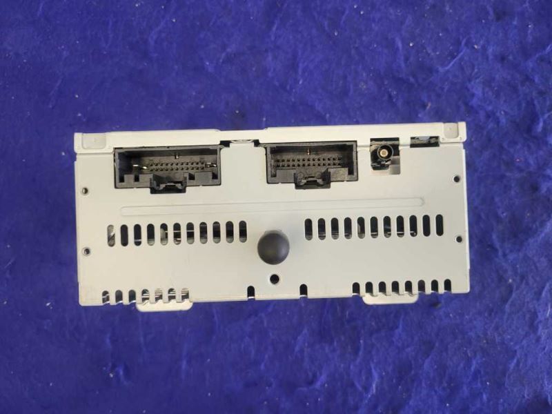 2018 Ford Mustang GT S550 Audio Radio Receiver AM FM CD Single Disc 2424 - The Parts Farm