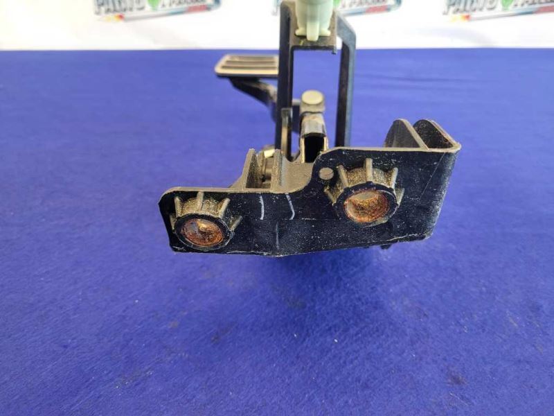 2018-2023 Ford Mustang GT S550 Pedal Cage Automatic Brake Box Transmission 2196 - The Parts Farm