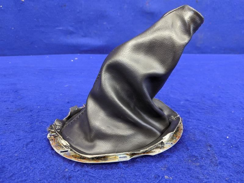 Ford Mustang 2001-2004 Interior Shift Boot Leather - The Parts Farm