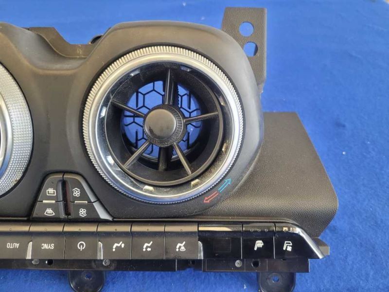 2018-2020 Chevrolet Camaro SS 6.2L Temperature Control Dual Zone CJ2 HVAC 2259 - The Parts Farm
