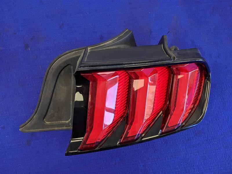 2018-2023 Ford Mustang GT S550 Passenger Right Tail Light Lamp Brake Lens OEM - The Parts Farm