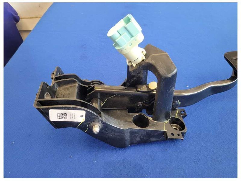 2018-2023 Ford Mustang GT S550 Brake Pedal Assembly A/T Auto Transmission 2577 - The Parts Farm