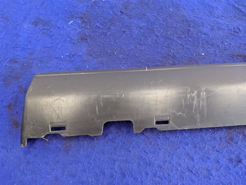 2005-2009 Ford Mustang GT Passenger Right RH Rocker Panel Moulding NEW TAKE OFF - The Parts Farm