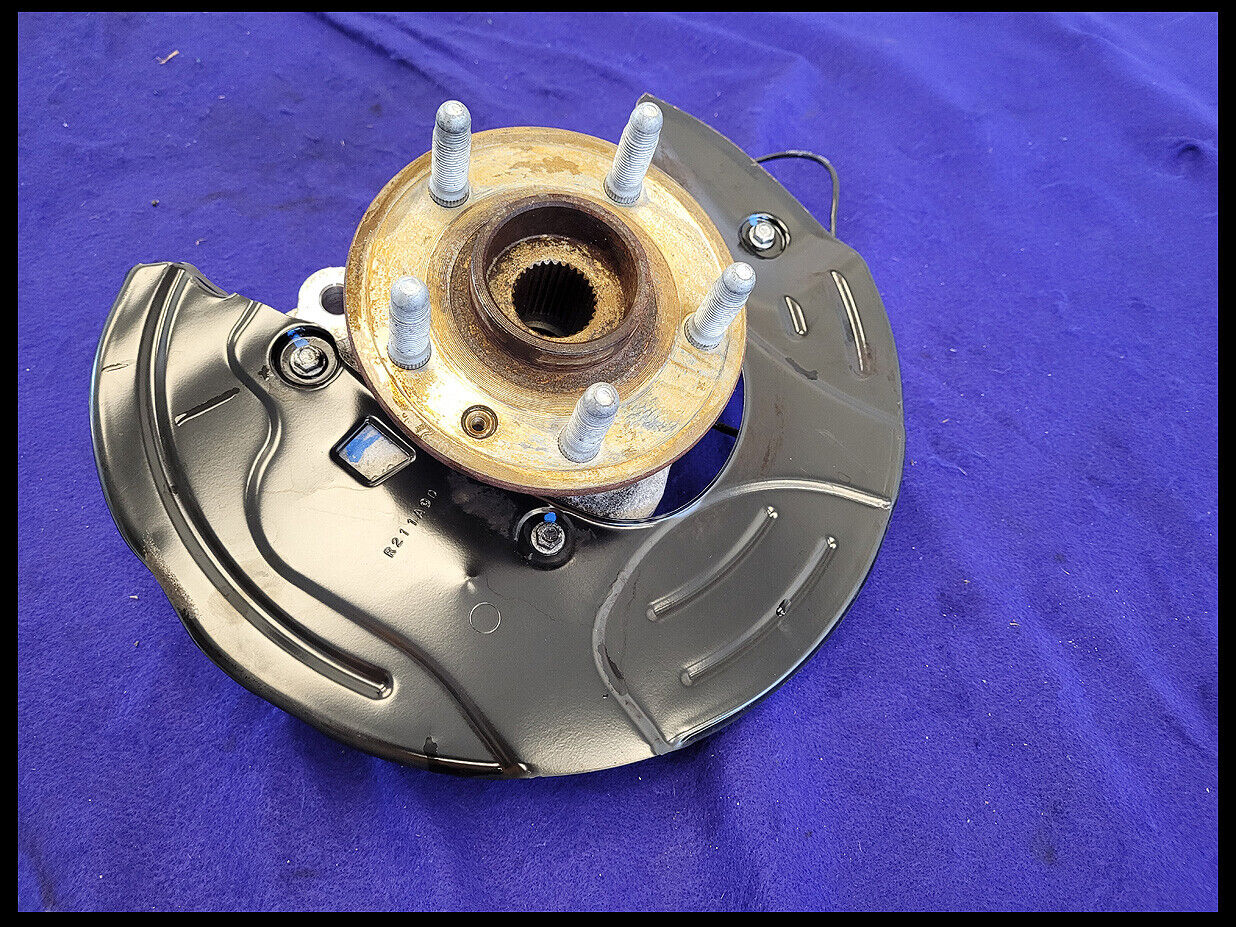 2010-2015 Chevrolet Camaro SS Driver Left LH Front Spindle Knuckle Hub ABS Dust - The Parts Farm