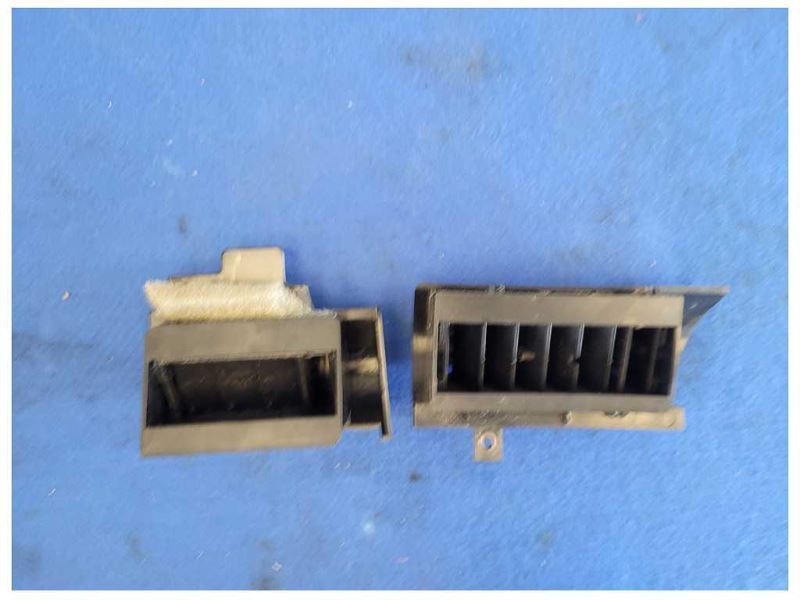 1993 Chevrolet Camaro Z28 Coupe Vents Dash Panel Trim Molding 2546 - The Parts Farm