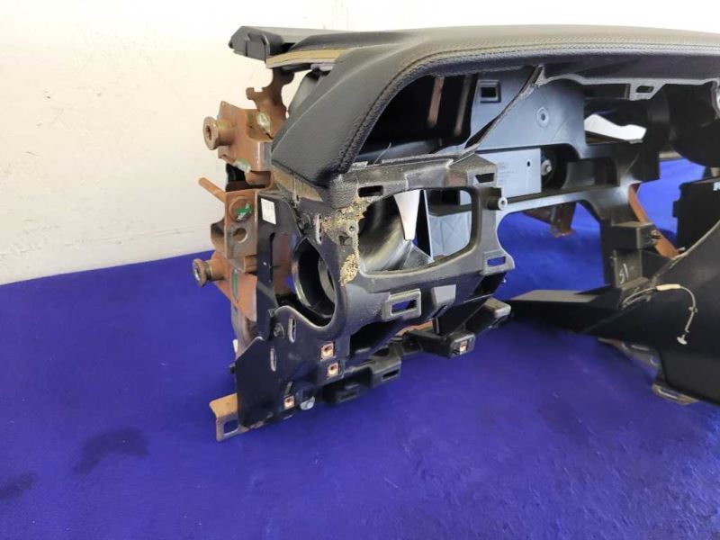 2015-2017 Ford mustang GT S550 Dash Panel Board No Gauge Pack Vent Bezel Trim - The Parts Farm