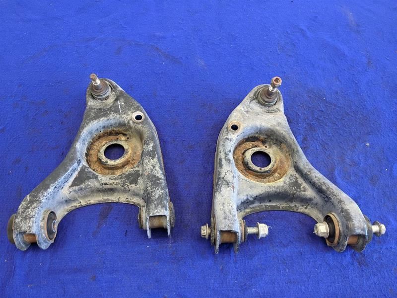 2003-2004 Ford Mustang Cobra SVT DOHC 4.6L Front Pair Lower Control Ball Joint - The Parts Farm