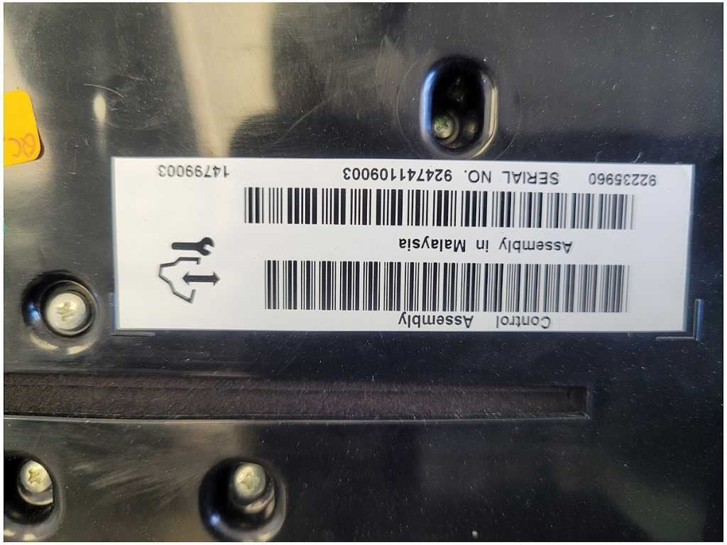 47647333