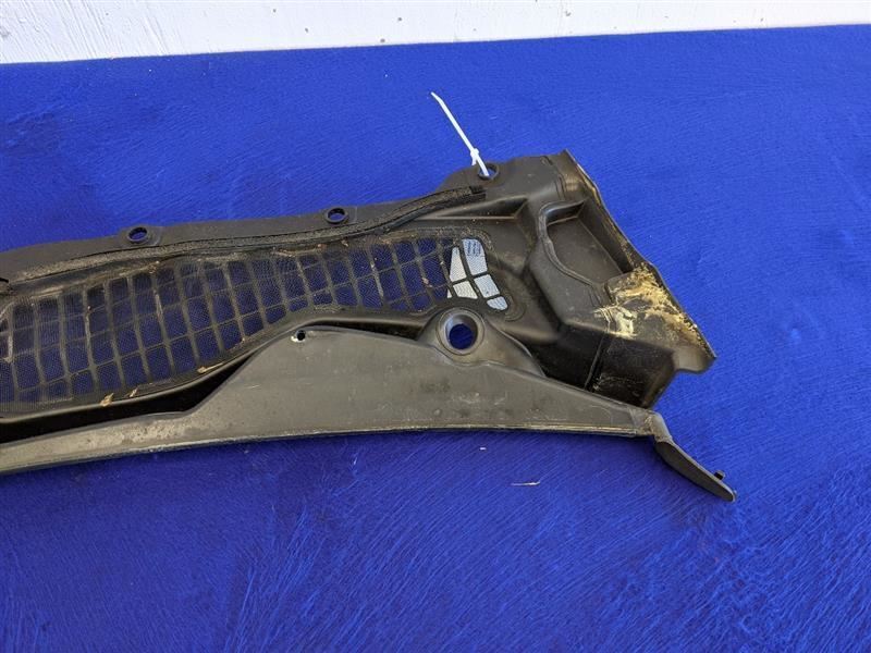 2015-2017 Ford Mustang GT 5.0L Ecoboost Cowl Vent Panel OEM Factory - The Parts Farm